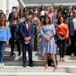 Foto de grupo que assistiu à cerimónia.