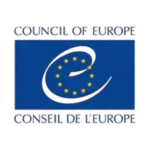 fundo azul semi circulo branco 12 estrelas amarelas council of europe coonseil de l'europe